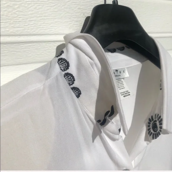 NWT Beachy White Casual Button Down Shirt - Picture 5 of 8